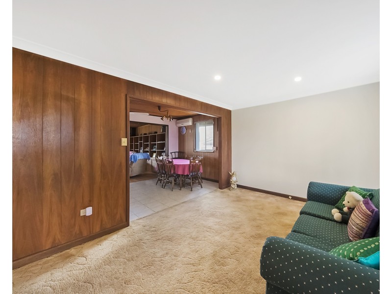 25 Wrench Street, Cambridge Park NSW 2747