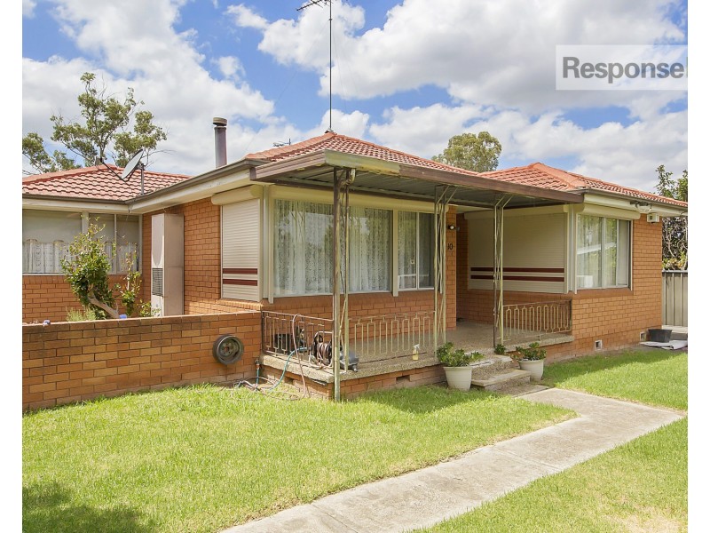 10 Loxwood Avenue, Cambridge Park NSW 2747