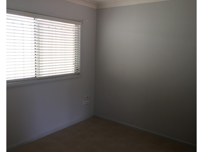 22a Lincoln Drive, Cambridge Park NSW 2747