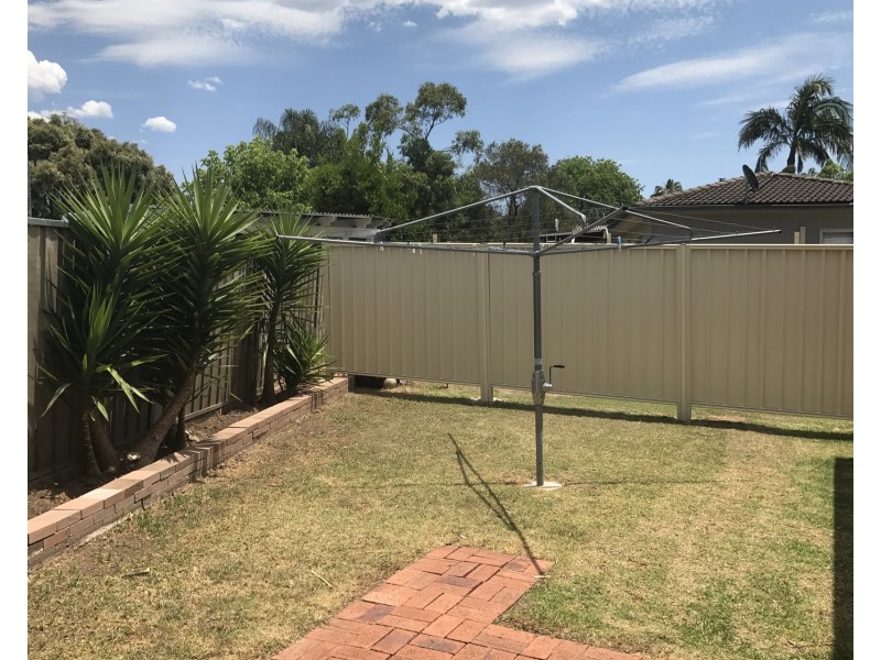 4 Campton Avenue, Cambridge Park NSW 2747