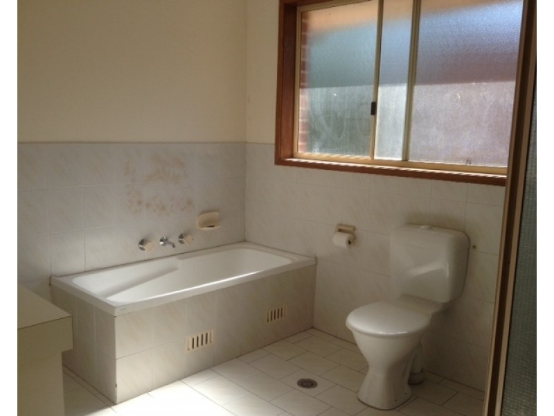 2/4-6 Blaxland Avenue, Penrith NSW 2750