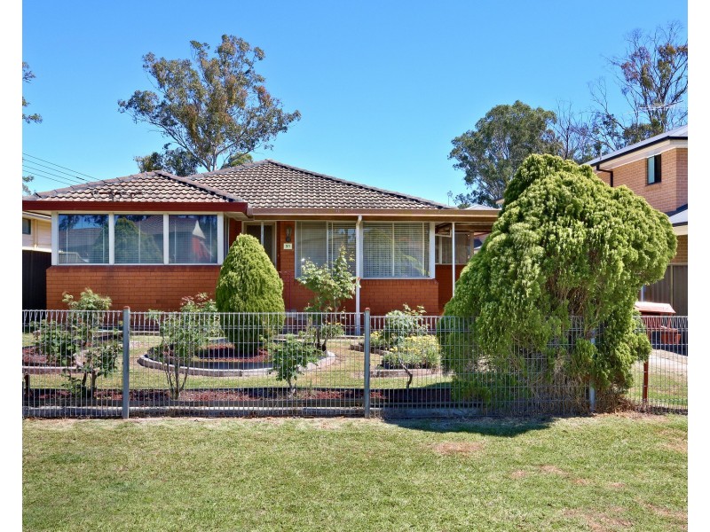 31 Pembroke Street, Cambridge Park NSW 2747