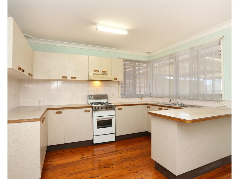 31 Pembroke Street, Cambridge Park NSW 2747