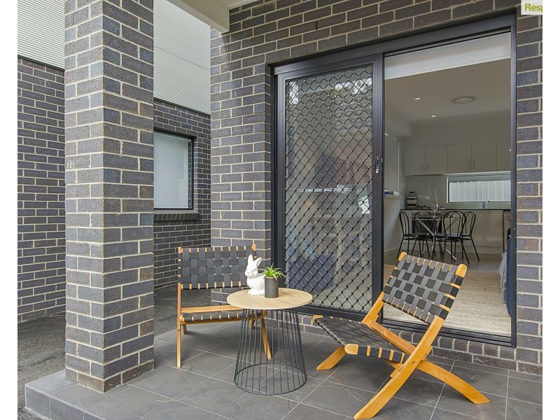 2/17 Jamison Road, Kingswood NSW 2747