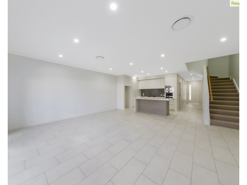 93 Bradley Street, Glenmore Park NSW 2745