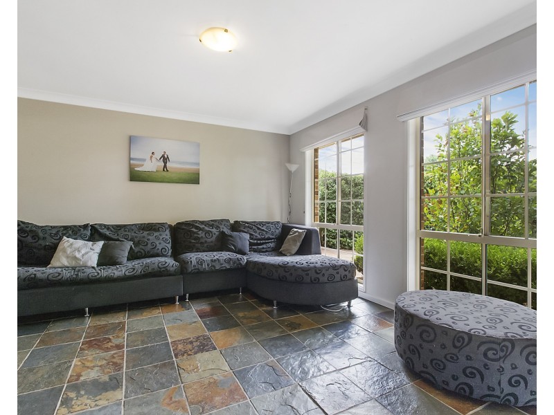 6 Spinosa Place, Glenmore Park NSW 2745
