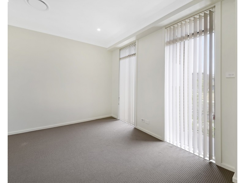 14 Burrows Street, Penrith NSW 2750