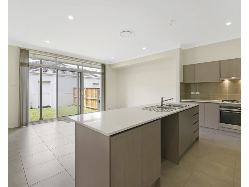 14 Burrows Street, Penrith NSW 2750