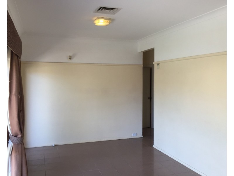 1 West Street, Kingswood NSW 2747