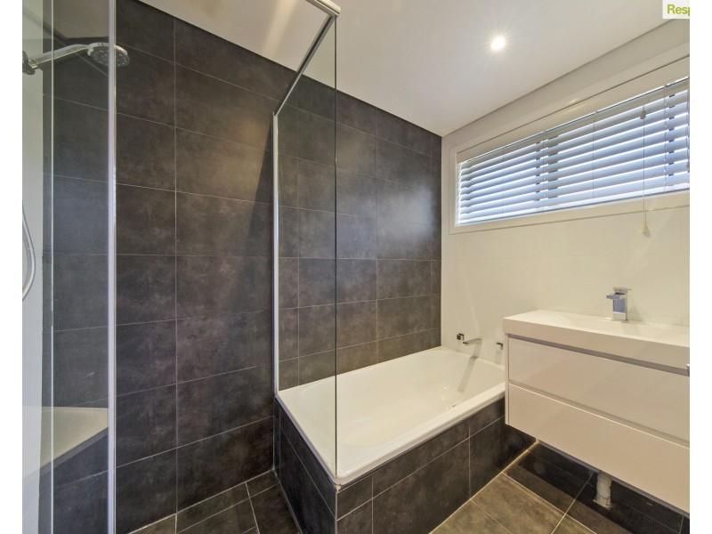 10 Nerang Circuit, South Penrith NSW 2750