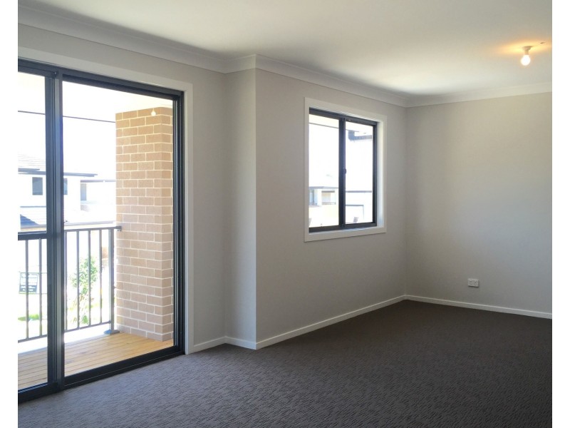 12a Walshaw Street, Penrith NSW 2750