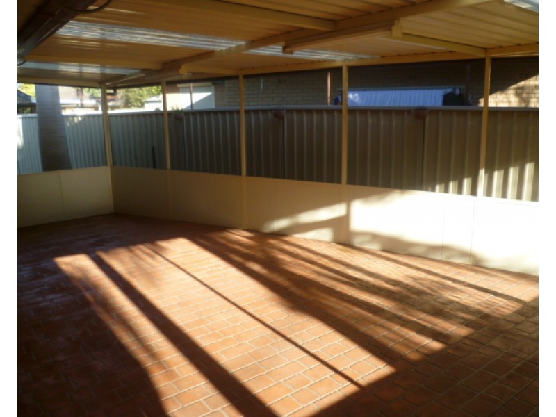 22 Greenhills Avenue, South Penrith NSW 2750