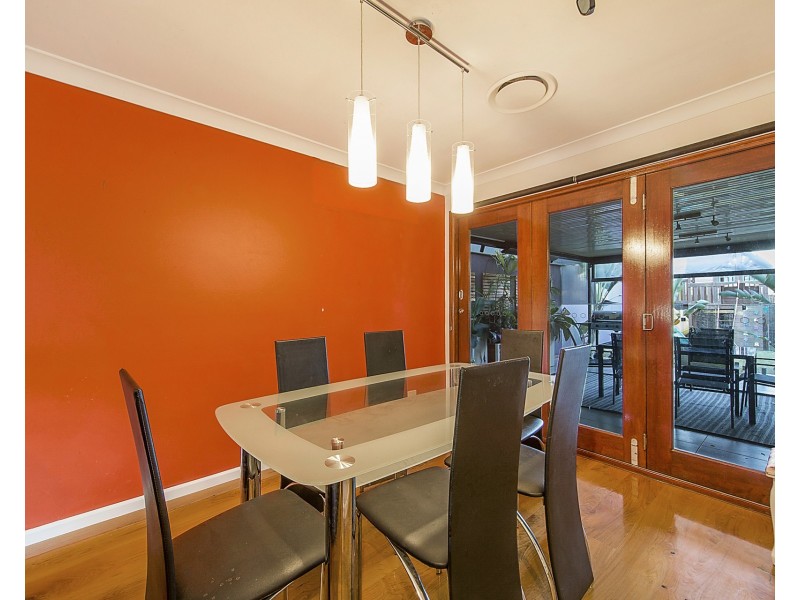 27 Kukundi Drive, Glenmore Park NSW 2745