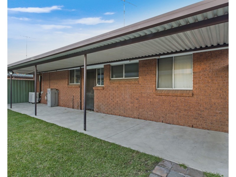 55 Alpine Circuit, St Clair NSW 2759