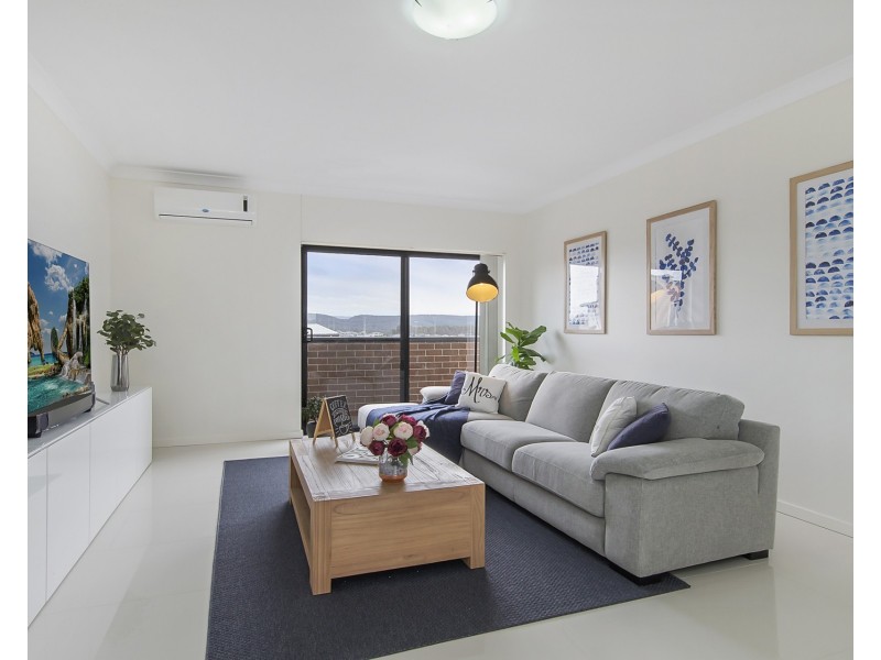 27/2 Glenmore Ridge Drive, Glenmore Park NSW 2745