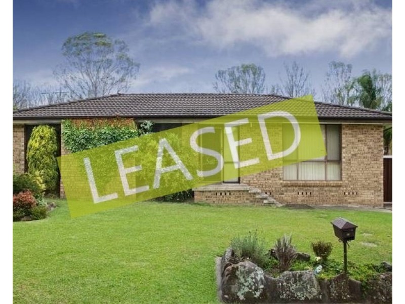 17 Warburton Crescent, Werrington County NSW 2747