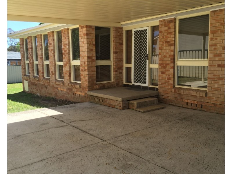 55 Warburton Crescent, Werrington County NSW 2747