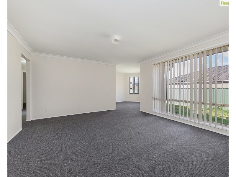 21 Waringa Crescent, Glenmore Park NSW 2745