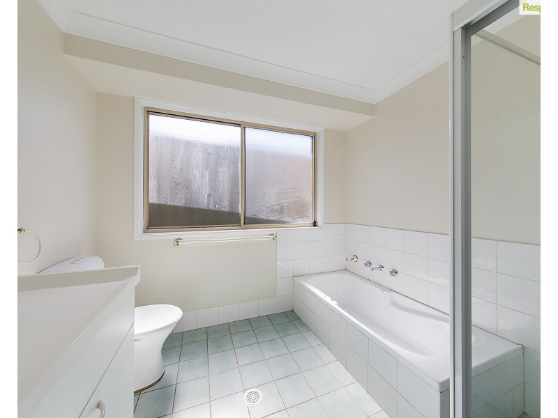 21 Waringa Crescent, Glenmore Park NSW 2745