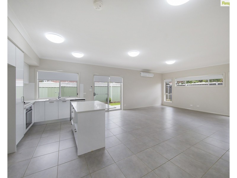 4a Tetbury Close, Cambridge Park NSW 2747