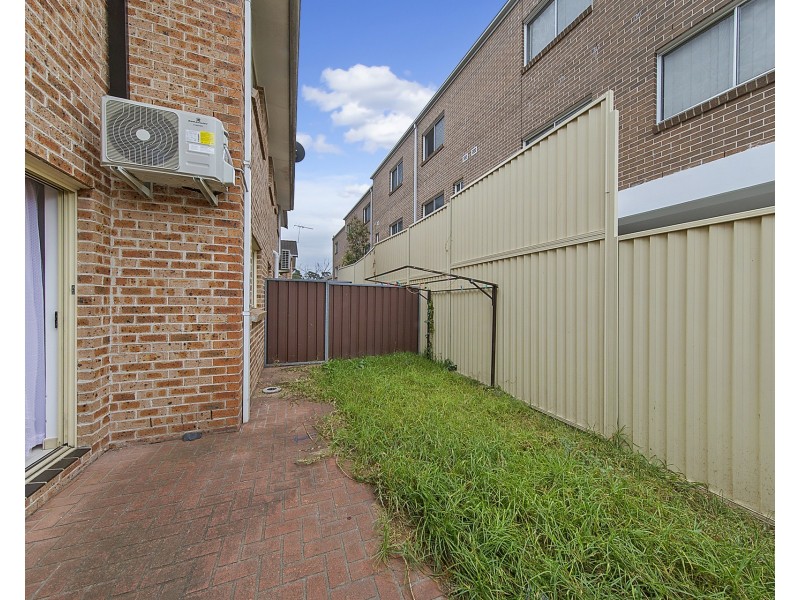 1/3 Santley Crescent, Kingswood NSW 2747