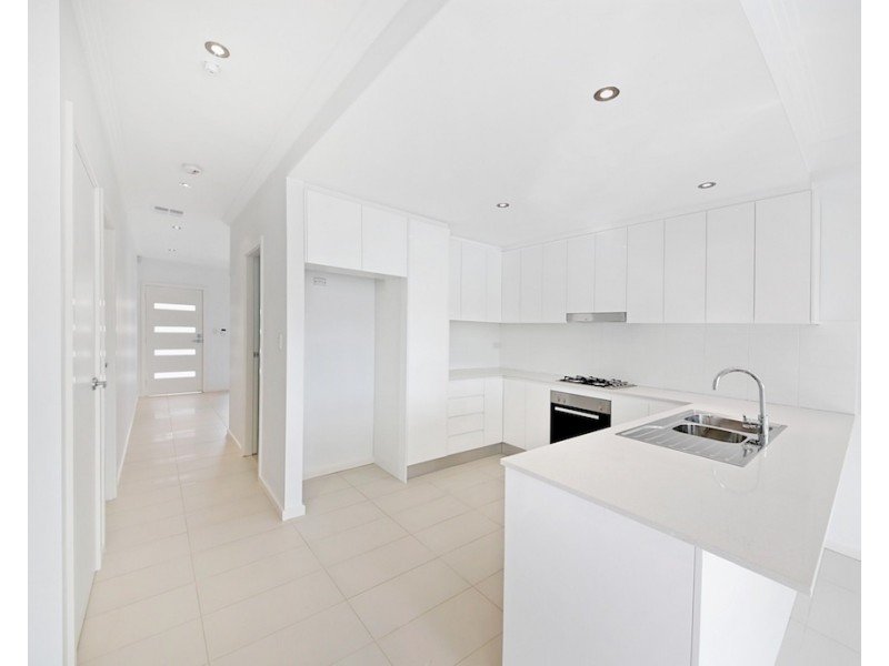 27 Firetail Court, Cranebrook NSW 2749