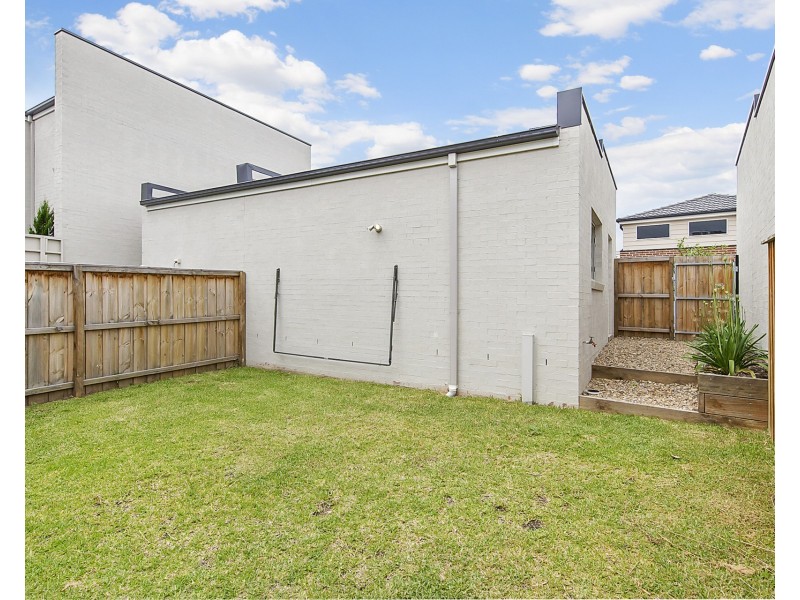 112 Lord Sheffield Circuit, Penrith NSW 2750