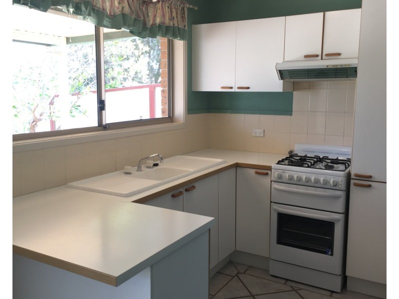 2/3 Tharkinna Close, Cranebrook NSW 2749