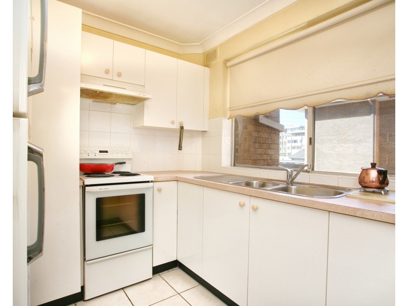 3/4 John Tipping Grove, Penrith NSW 2750