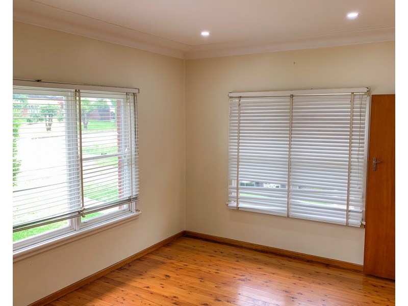 7 West Street, Kingswood NSW 2747