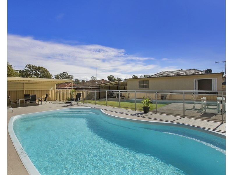 16 Besley Street, Cambridge Park NSW 2747