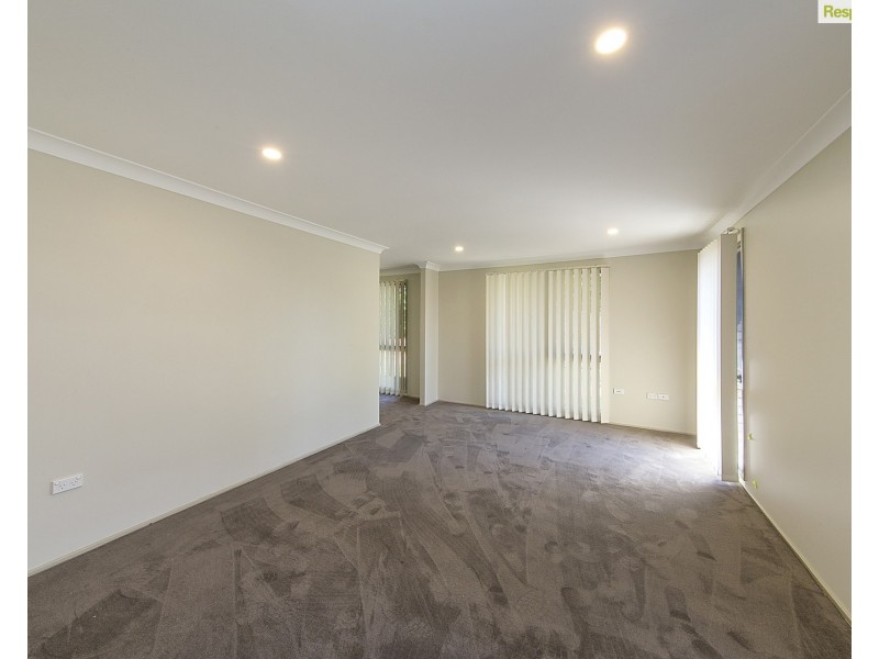 8 Watson Drive, Penrith NSW 2750