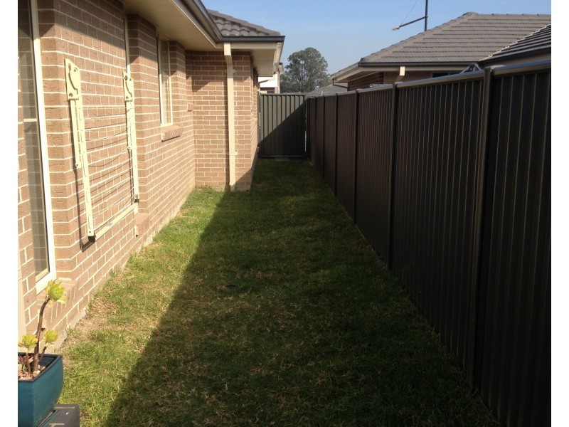 3 Semaphore Street, Ropes Crossing NSW 2760