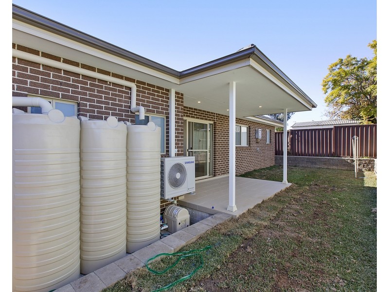 8a Hawthorn Road, Penrith NSW 2750