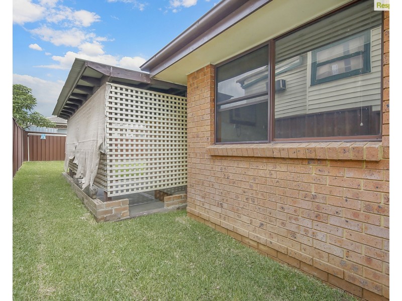 8 Hawthorn Road, Penrith NSW 2750