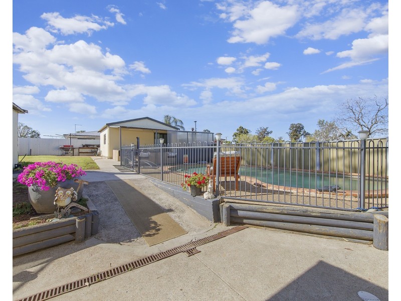 7 Dundee Street, Cambridge Park NSW 2747