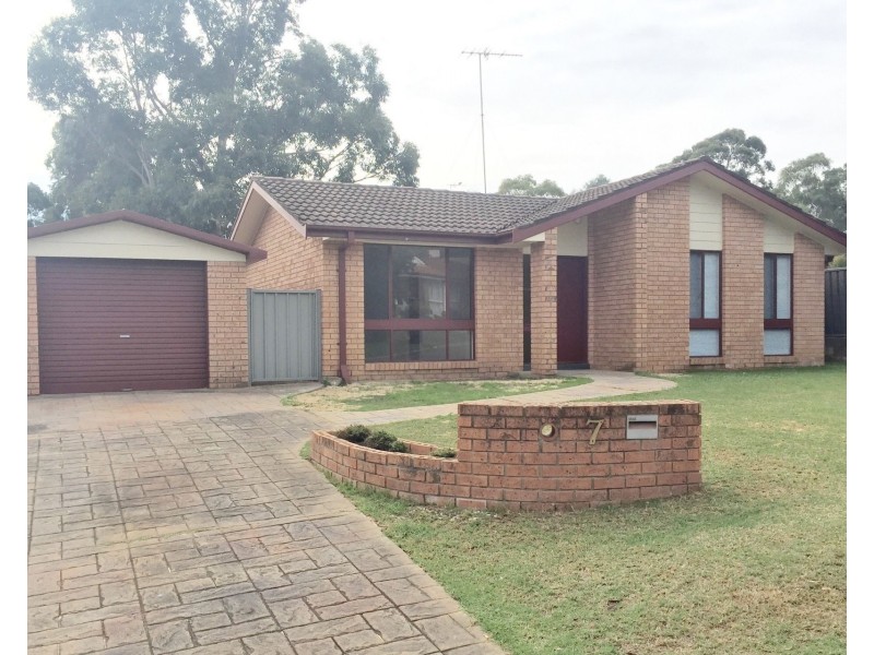 7 Islington Street, Cranebrook NSW 2749