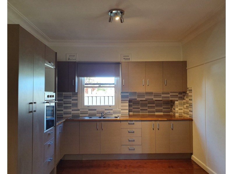 45 Bringelly Road, Kingswood NSW 2747