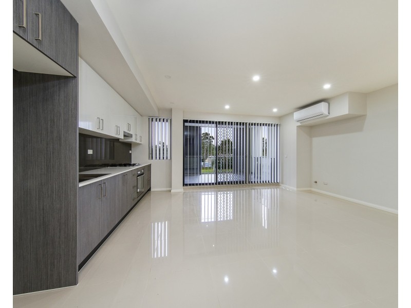 408/240-250 Great Western Highway, Kingswood NSW 2747