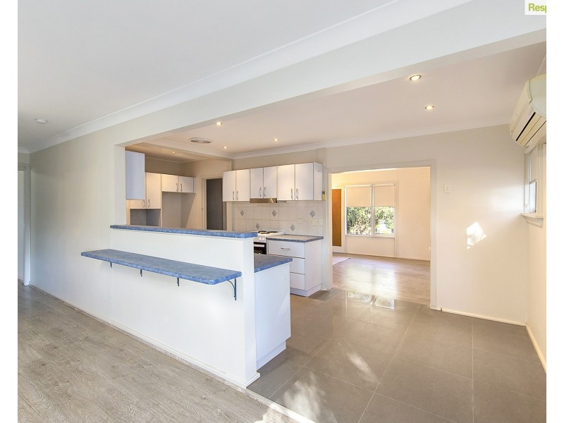 8 Cudgee Road, Penrith NSW 2750