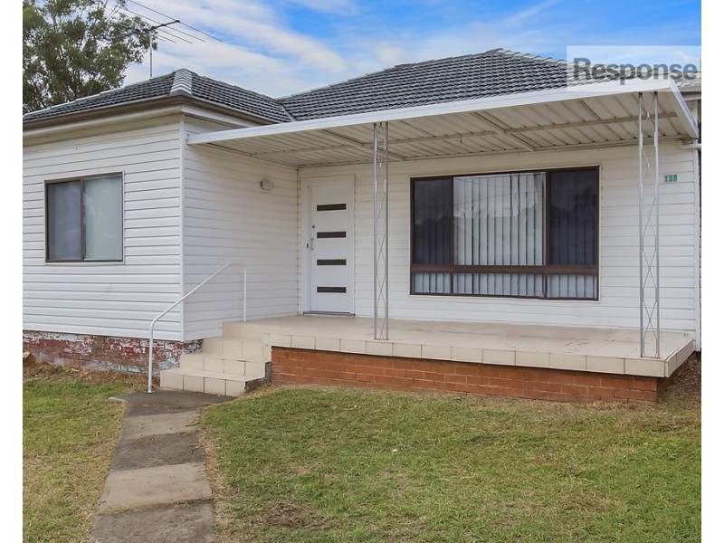 138 Oxford Street, Cambridge Park NSW 2747