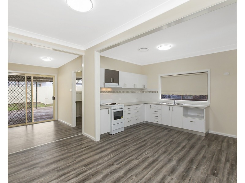 138 Oxford Street, Cambridge Park NSW 2747