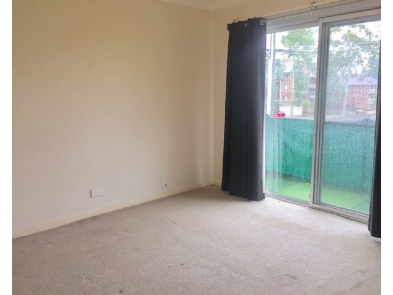 11/14 Santley Crescent, Kingswood NSW 2747