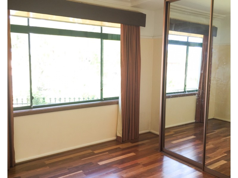 1 West Street, Kingswood NSW 2747