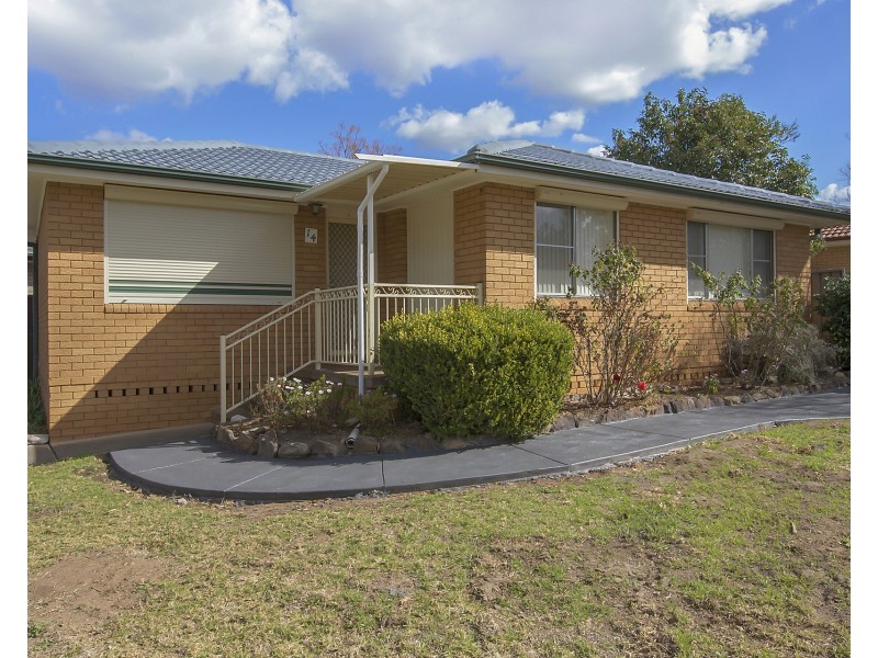 14 William Street, Cambridge Park NSW 2747