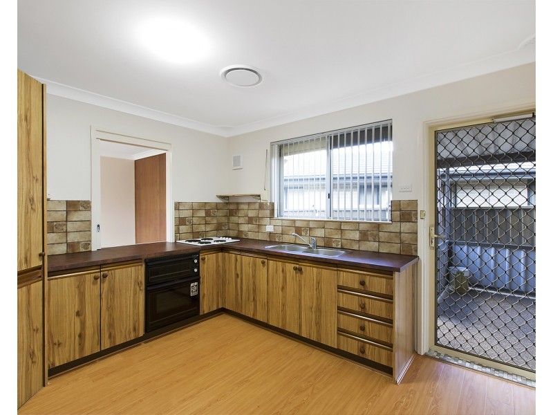 14 William Street, Cambridge Park NSW 2747
