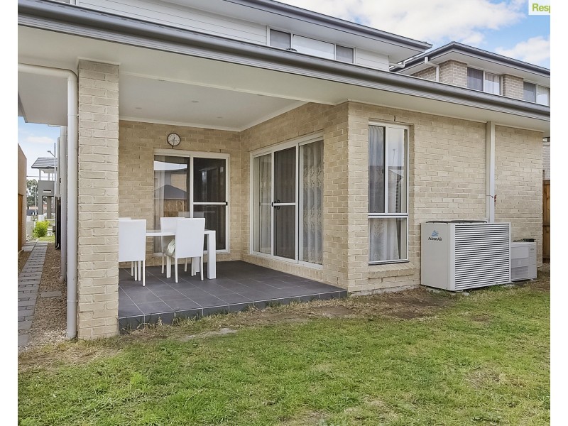 33B Empire Circuit, Penrith NSW 2750