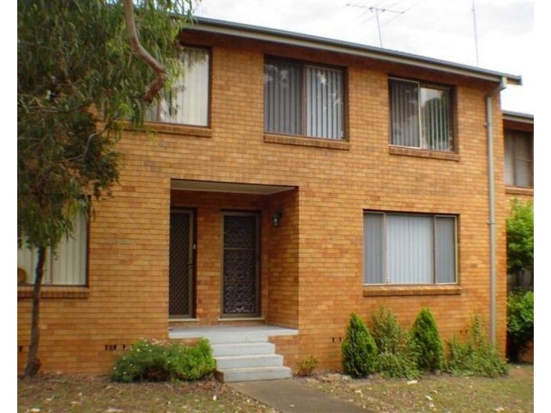 14/2-8 Kazanis Court, Werrington NSW 2747