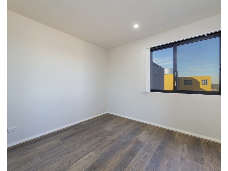 403/240-250 Great Western Highway, Kingswood NSW 2747