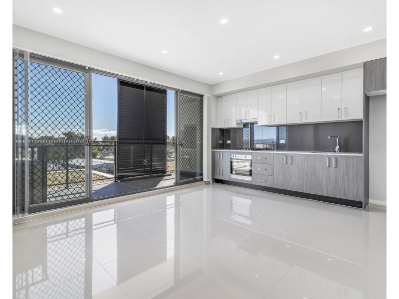 706/240-250 Great Western Highway, Kingswood NSW 2747